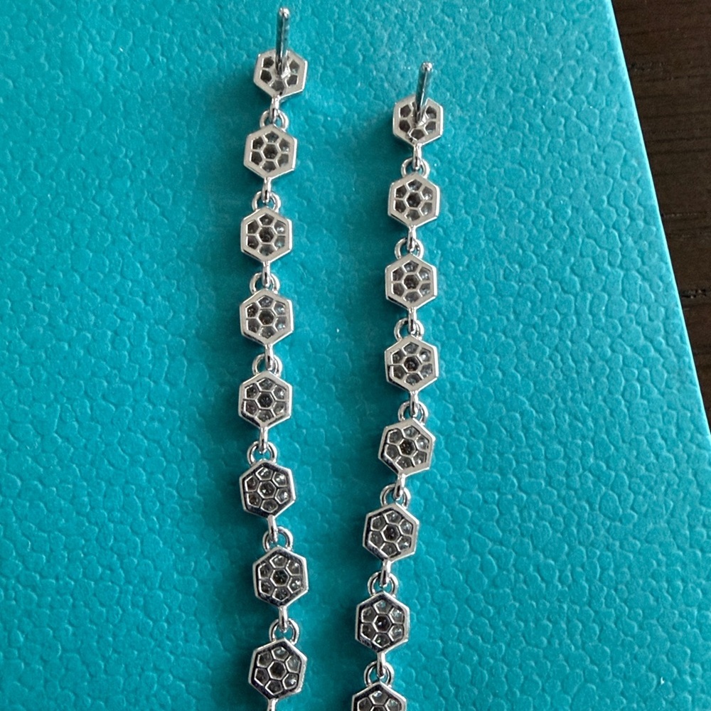 18k white gold Birks Diamond Drop Earrings - Picture 11 of 16